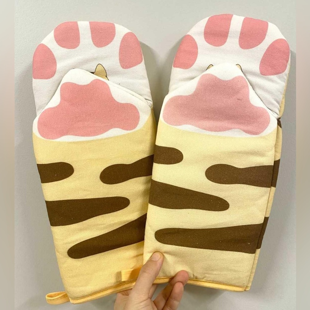 Cute Cat Paw Oven Mitts